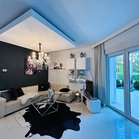 Luxus By Interhome *