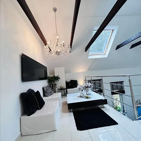 Luxus By Interhome 度假居